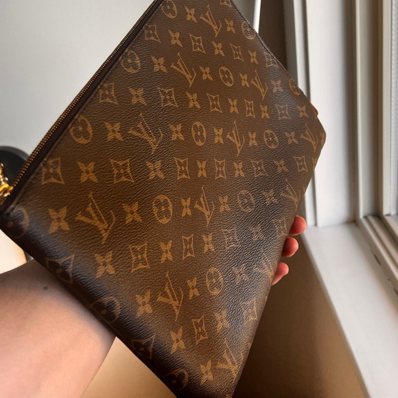Louis Vuitton Étui Voyage GM - Picture 2 of 8